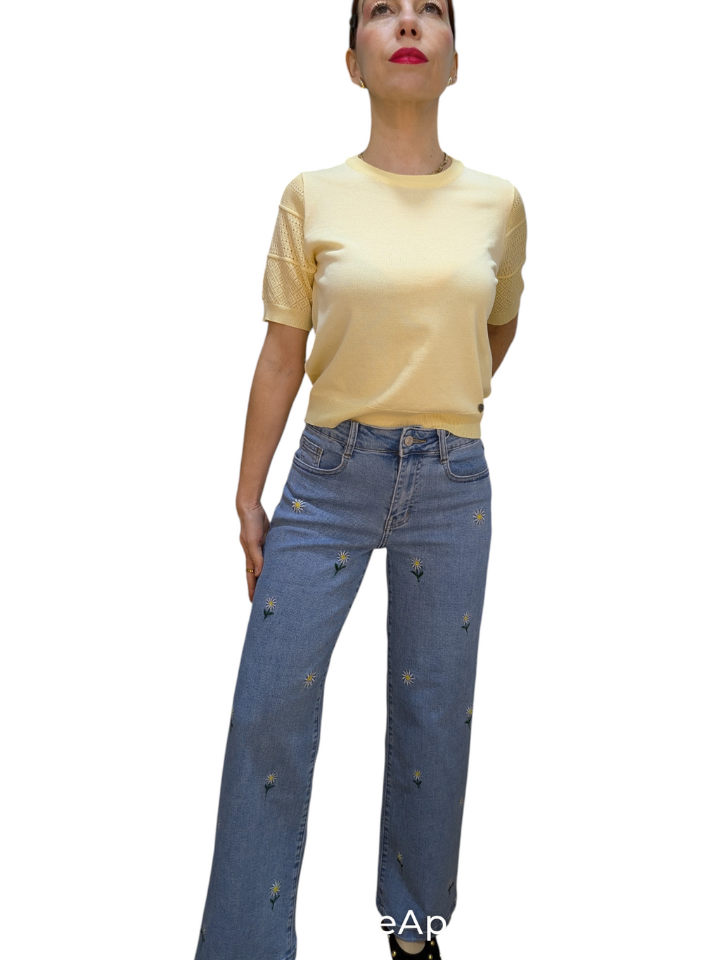 La modelo es talla S-36 
Altura 1 70cm 