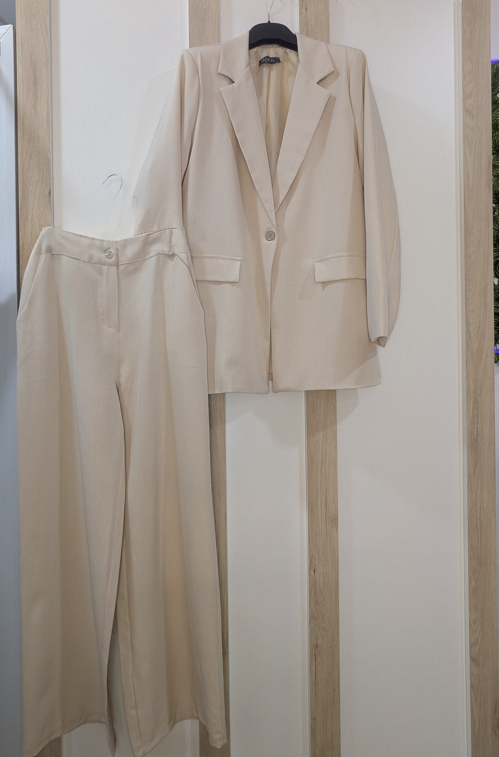 Conjunto Laura