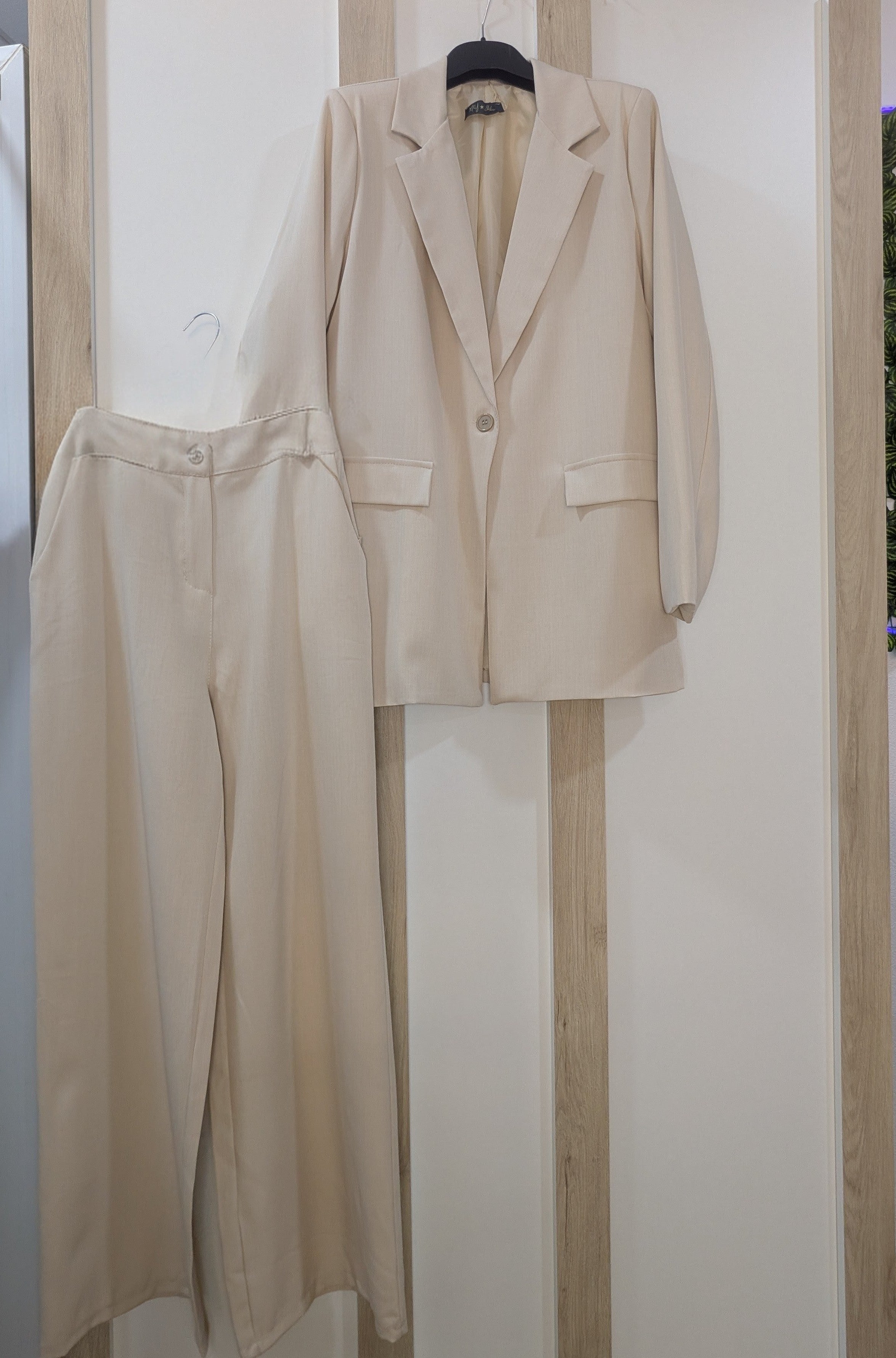 Conjunto Laura